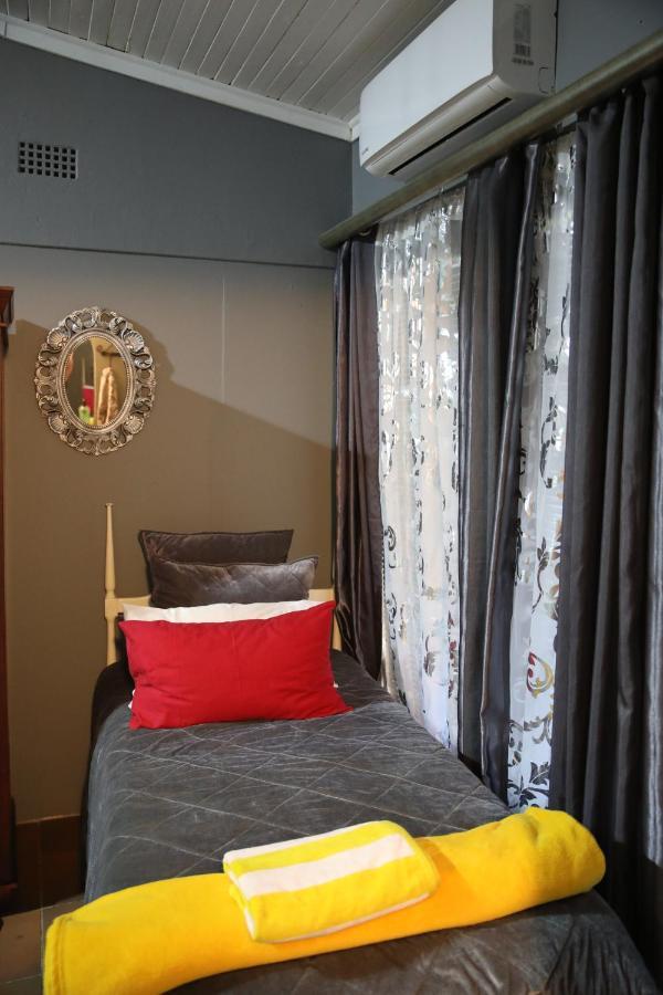 Hotel Eagle'S Nest Barberton Esterno foto